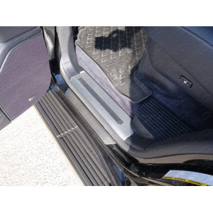 Накладки на пороги (лист шлифованный) Lexus LX 570 Sport 2014-2015