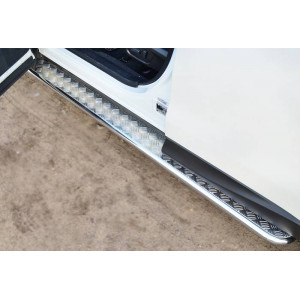 Subaru Forester 2013 Пороги труба d42 с листом (Лист алюм,проф.нерж)(Вариант1) (без брызговиков)