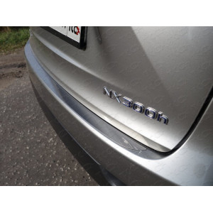 Накладка на задний бампер (лист шлифованный) Lexus NX 300h 2014-2017 (кроме F-Sport)
