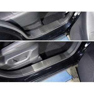 Накладки на пластиковые пороги (лист шлифованный) Mazda CX-5 2015-2016