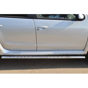 Nissan Terrano 2014- Пороги труба 75х42 овал с проступью