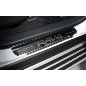 Накладки на пороги (лист зеркальный надпись Toyota) 4 шт Toyota RAV4 2019-