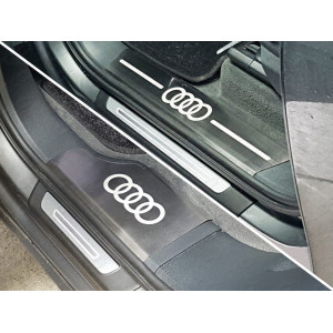 Накладки на пороги (лист шлифованный логотип Audi) Audi Q7 2015-