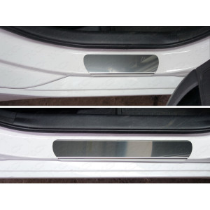 Накладки на пороги (лист зеркальный) Hyundai i40 2011-2018