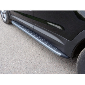 Пороги алюминиевые с пластиковой накладкой (карбон серебро) 1820 мм Hyundai Santa Fe Grand 2016-