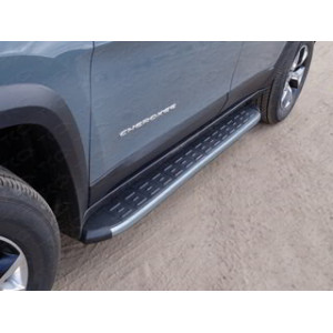 Пороги алюминиевые с пластиковой накладкой (карбон серебро) 1720 мм Jeep Cherokee (Trailhawk) 2014-    