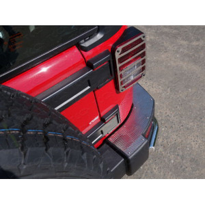 Накладки на задние фонари (шлифованные) Jeep Wrangler 3D (3.6, JK) 2006-2018